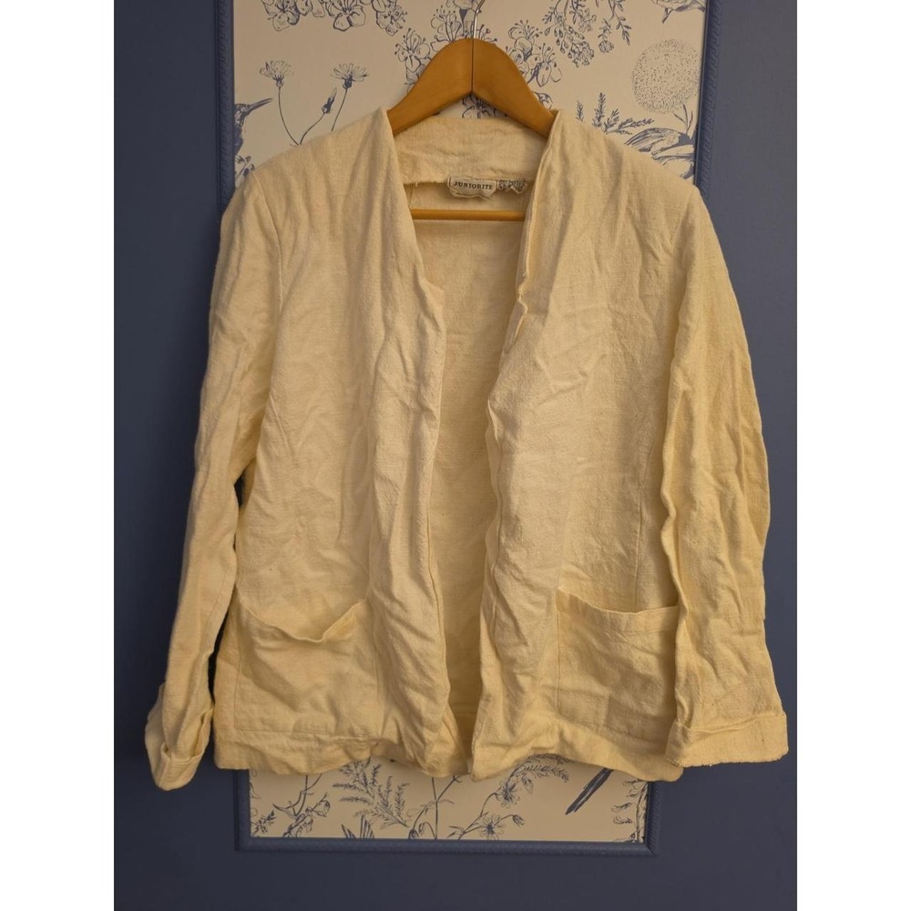 Vintage off white open blazer no size.tag fits like large